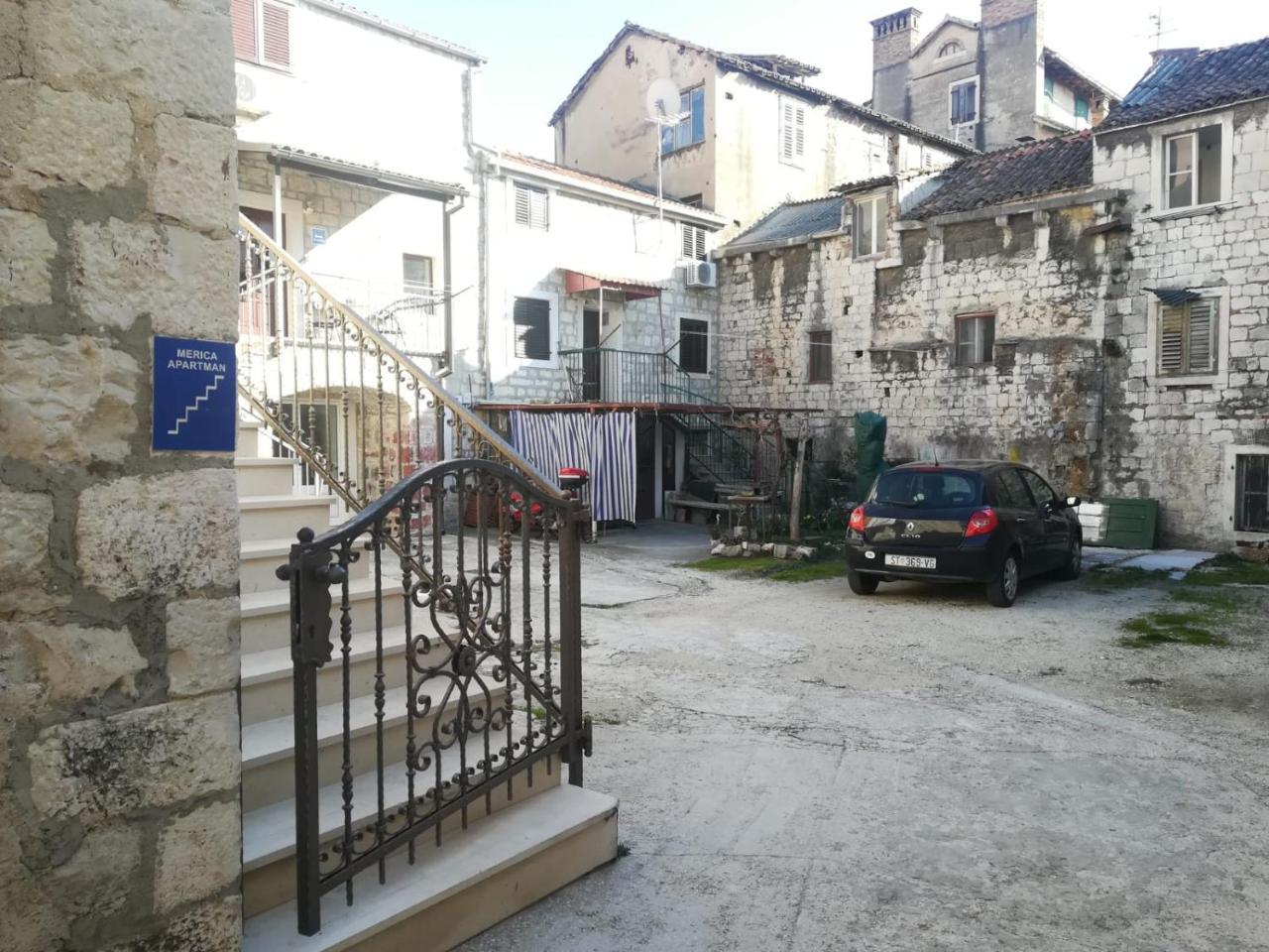 Apartments And Room Merica Split Exterior foto